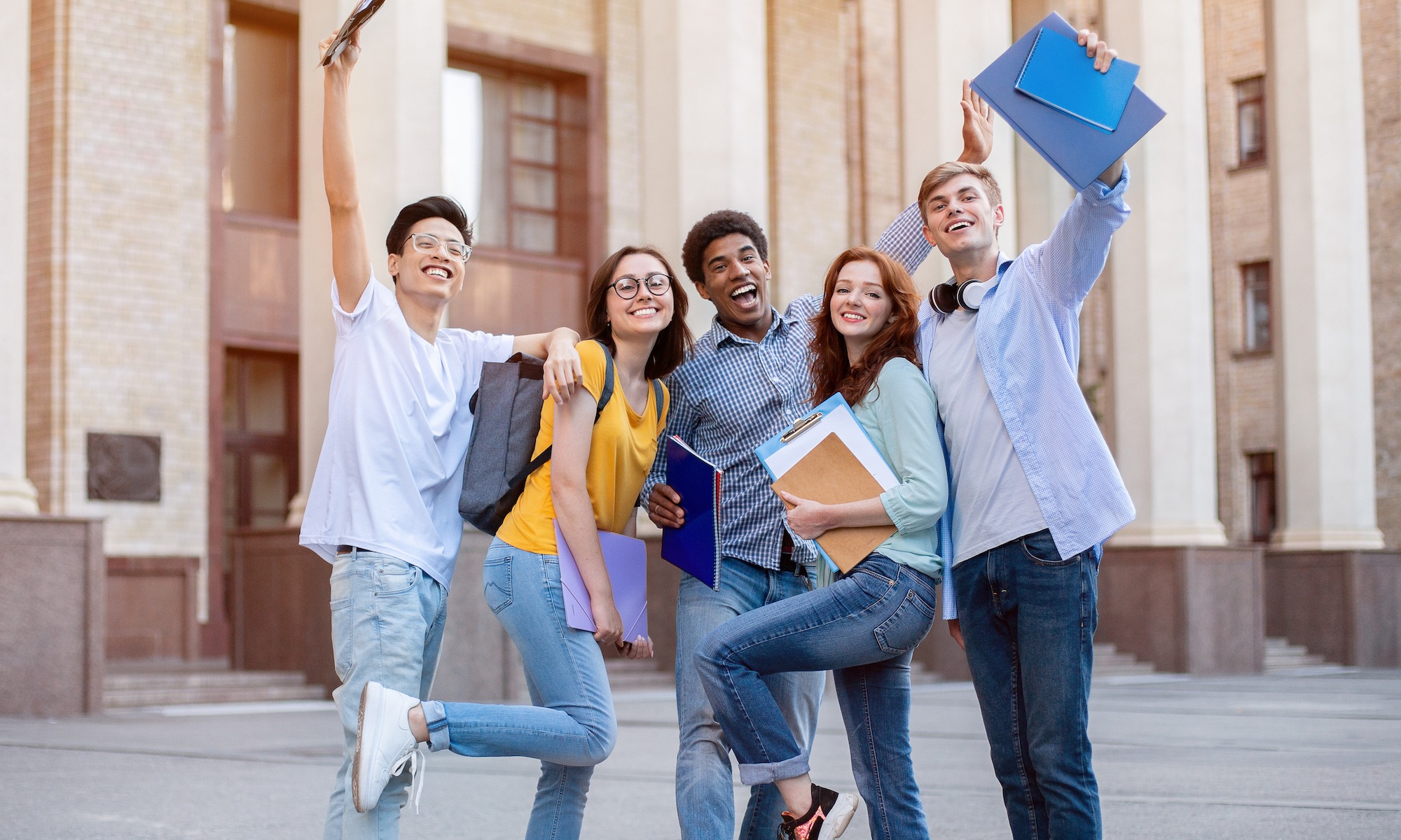 Scolarisation en Ligne pour Expatriés : Les Solutions Durables pour l&rsquo;Éducation de Vos Enfants